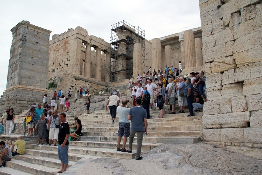 84c77956fd431528e0b84f9ad57d2588_XL Δίκτυο Wi-Fi για αρχαιολόγους δημιουργήθηκε στην Ακρόπολη