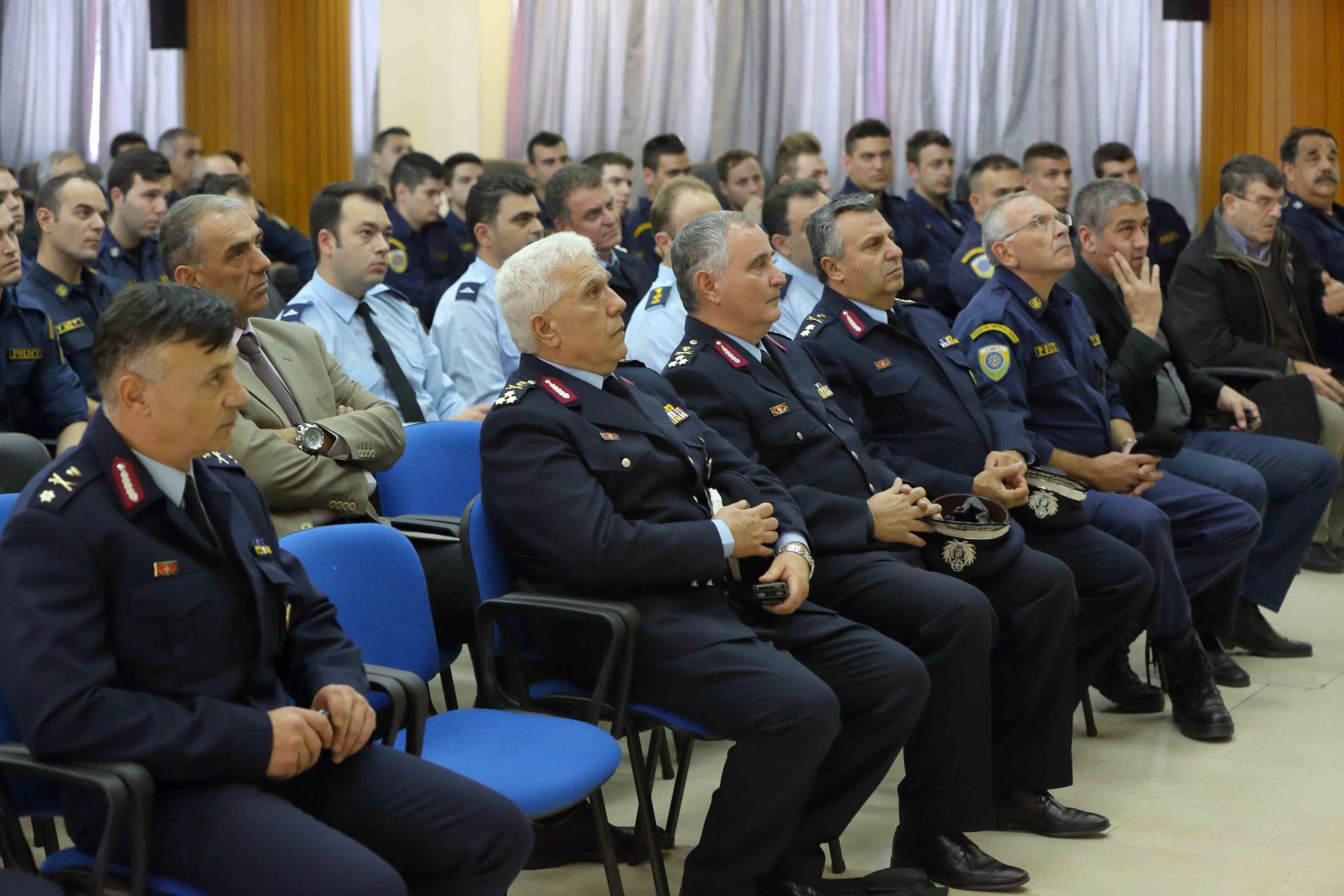 13112015upourgos007.jpg