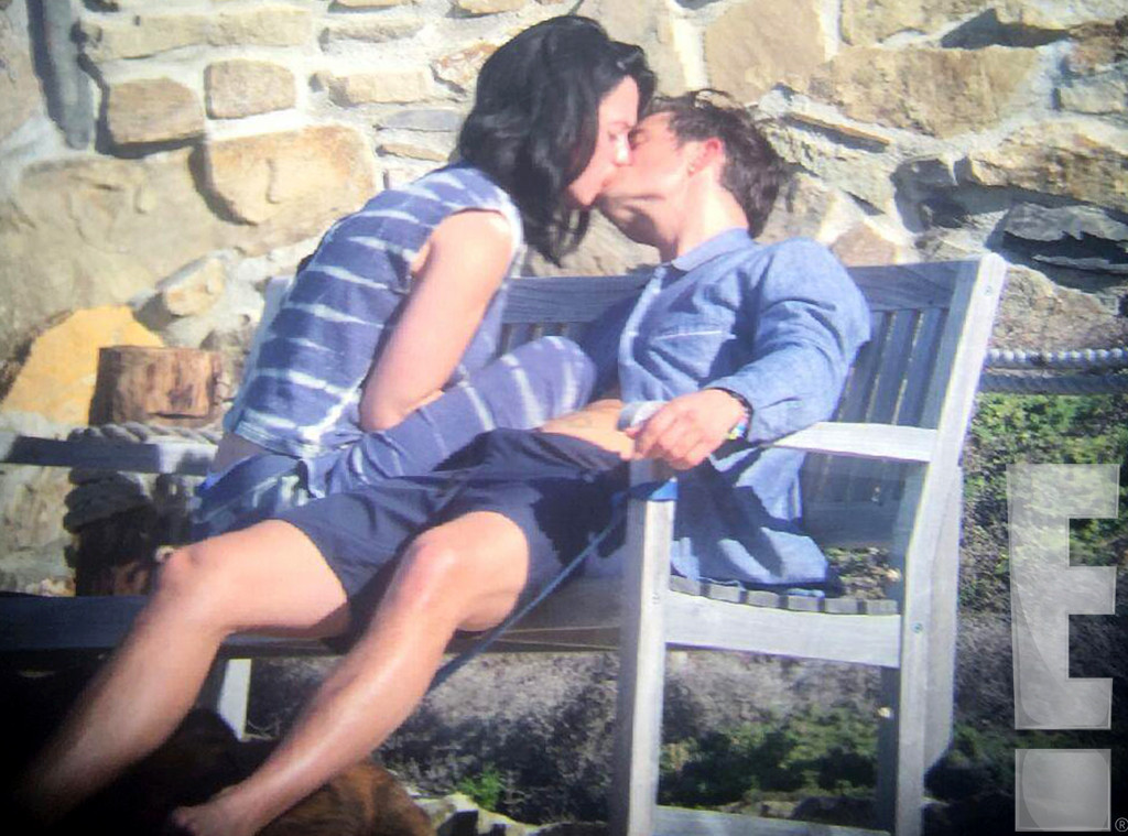 kiss