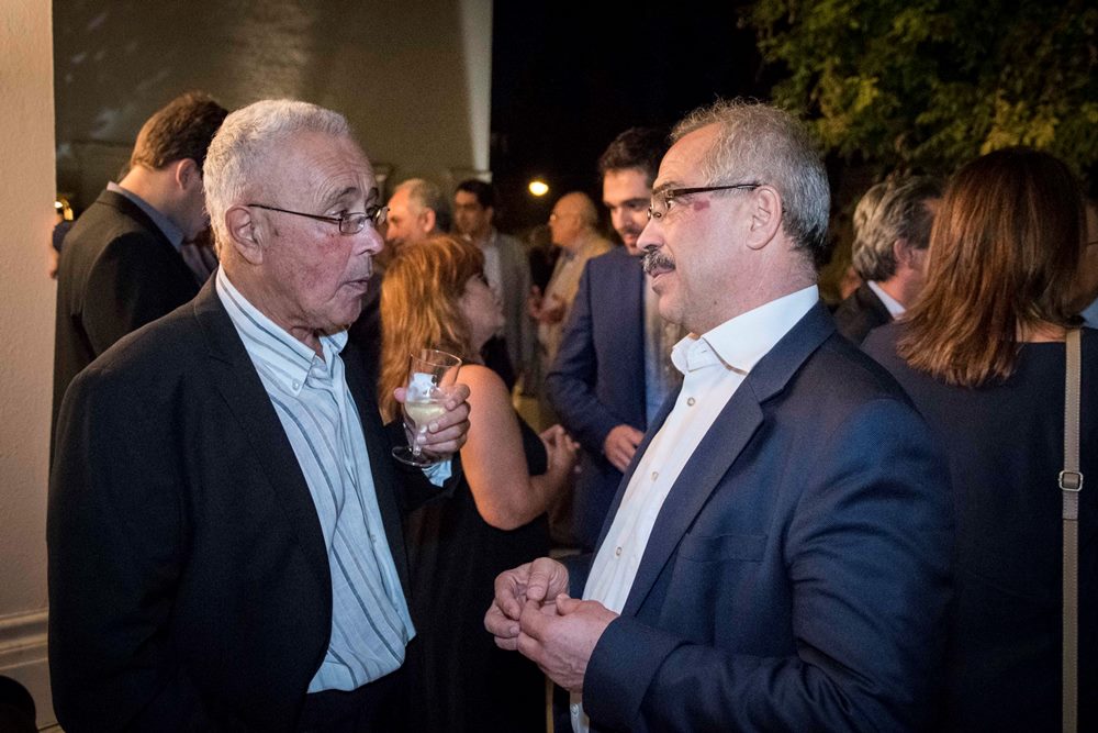  34 φωτογραφίες από τη χθεσινή συνάντηση των βουλευτών με το Τσίπρα 