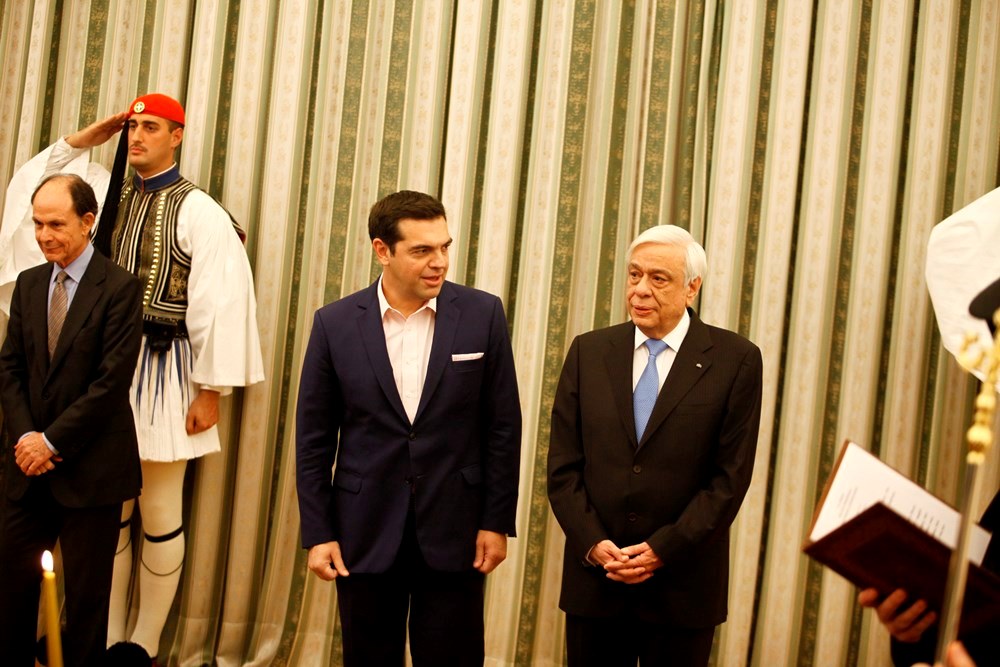 Ορκίστηκαν τα νέα μέλη της κυβέρνησης (Εικόνες)