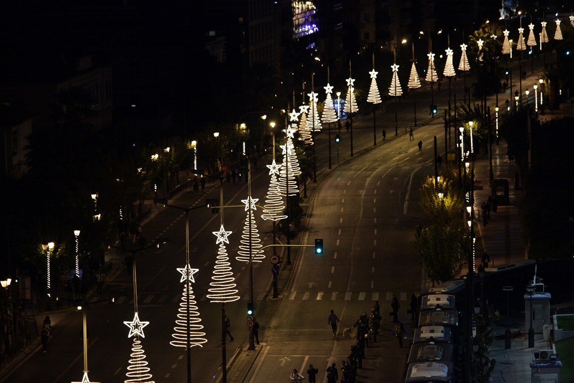 Σε εξέλιξη η πορεία για την επέτειο της εξέγερσης του Πολυτεχνείου 