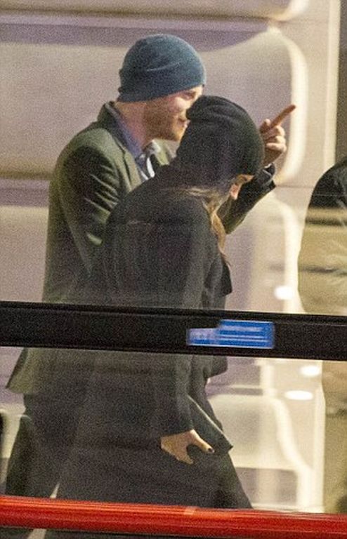 Ο πρίγκιπας Harry και η Meghan Markle φωτογραφίζονται μαζί για πρώτη φορά!