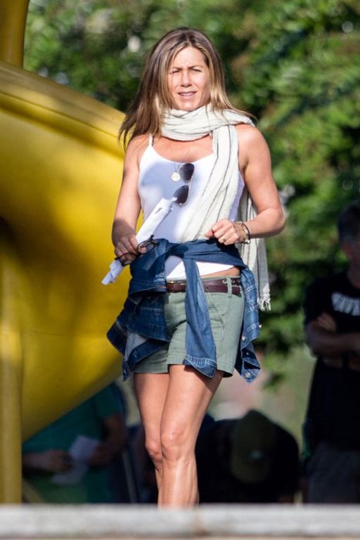 Oι φήμες για το γάμο της Jennifer Aniston και τα παραπανίσια κιλά