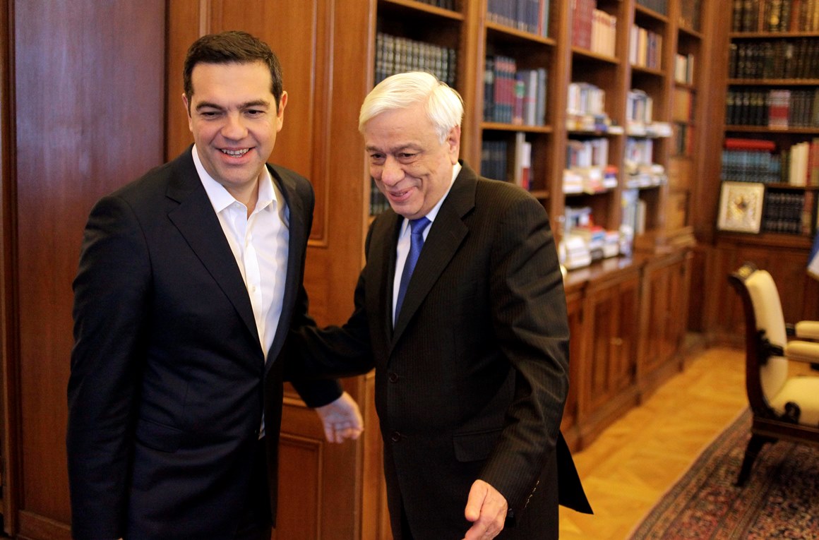 Τσίπρας Μαξίμου