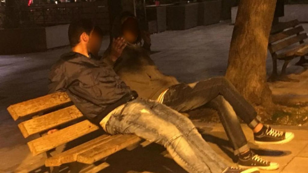 Σοκ: Ανήλικοι μετανάστες βγαίνουν στην πορνεία για λίγα ευρώ (Εικόνες)
