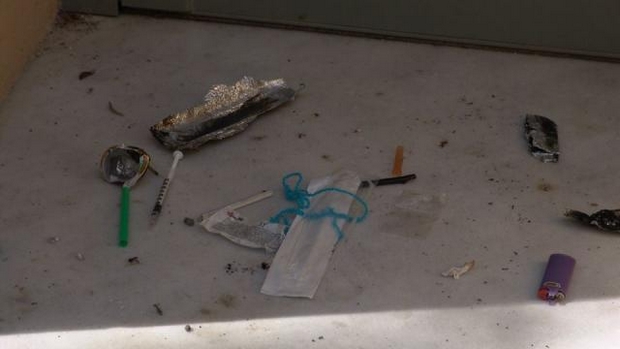 Σοκ: Ανήλικοι μετανάστες βγαίνουν στην πορνεία για λίγα ευρώ (Εικόνες)