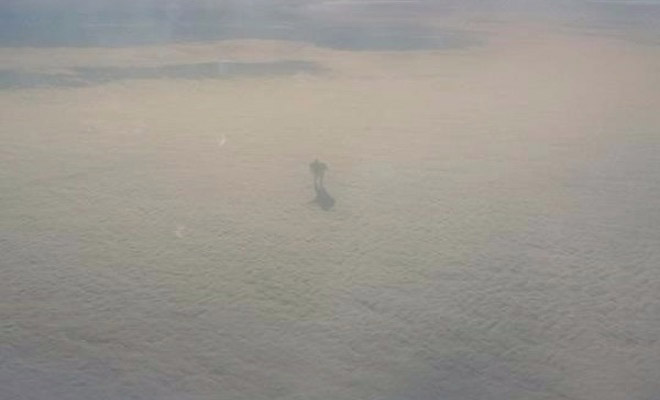 aeroplano sinefa foto Αεροπλάνο σύννεφα