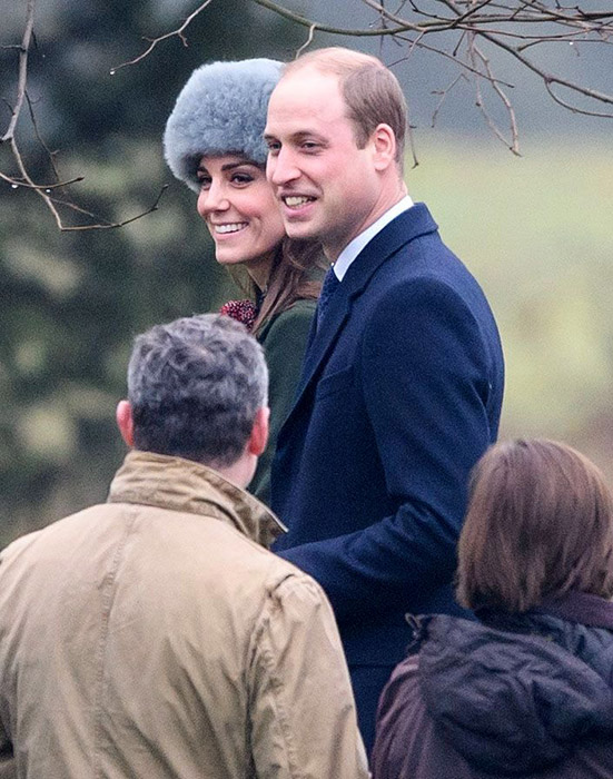 Το γούνινο καπέλο της Kate Middleton προκάλεσε σάλο αντιδράσεων και αρνητικών σχολίων
