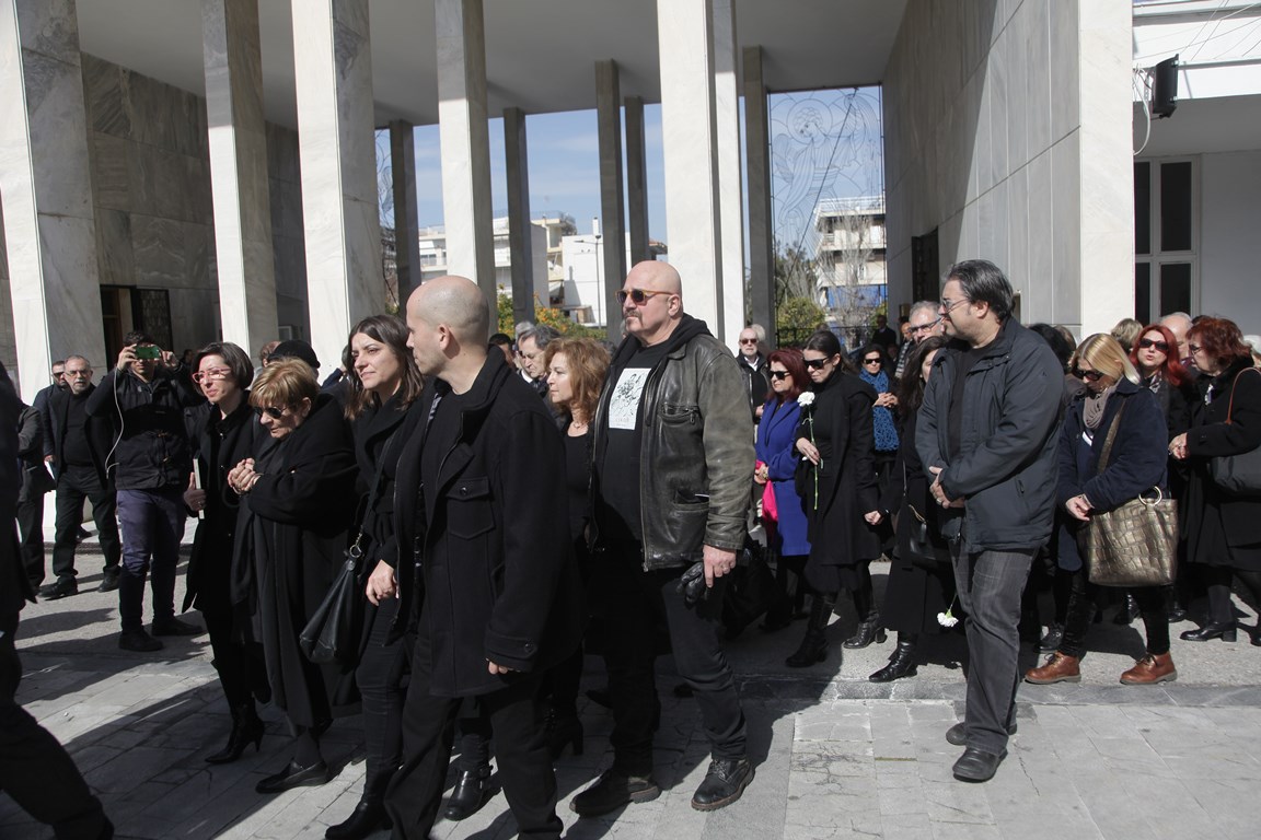 Το τελευταίο «αντίο» στον Δημήτρη Μυταρά (Εικόνες)