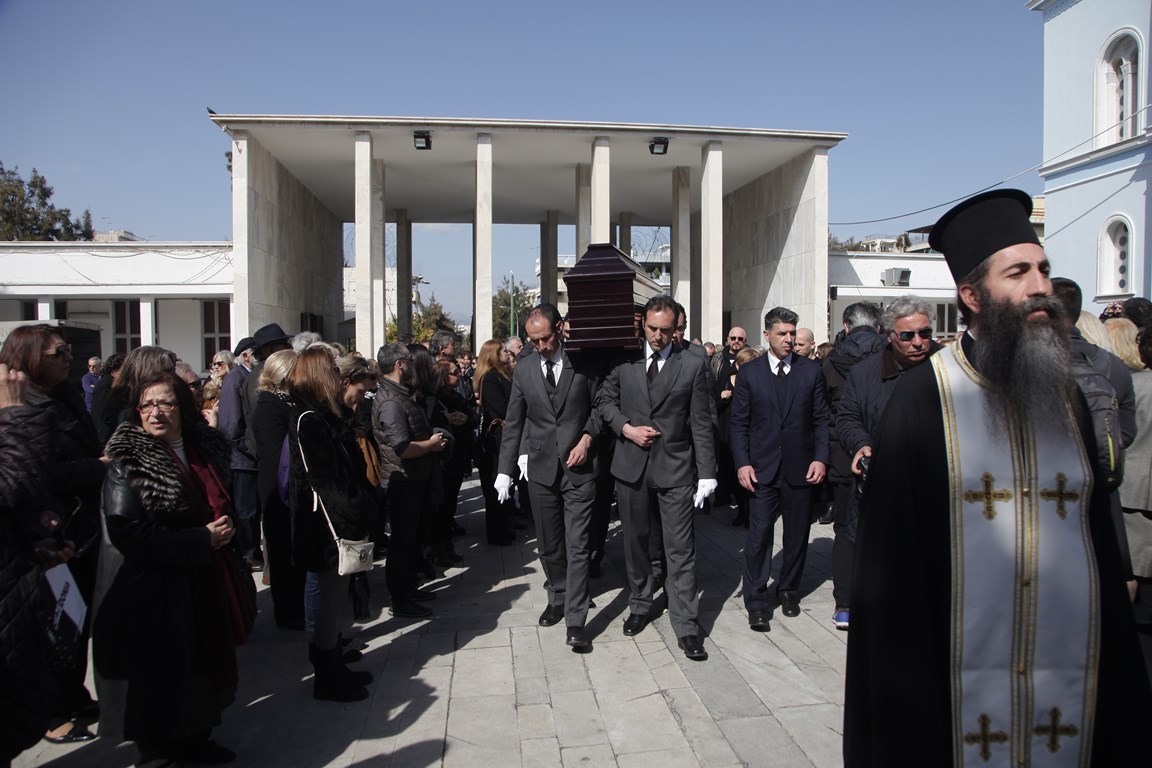 Το τελευταίο «αντίο» στον Δημήτρη Μυταρά (Εικόνες)