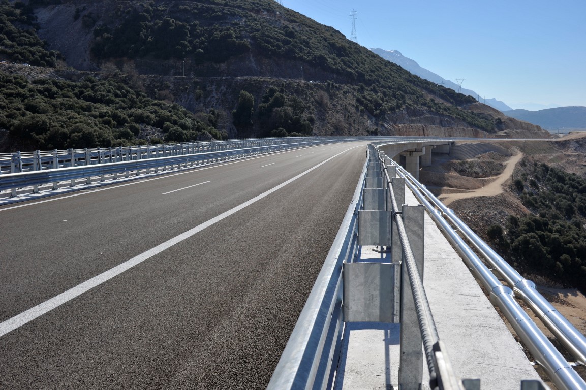 Τμήμα της Ιόνιας Οδού παρέδωσε στην κυκλοφορία ο Σπίρτζης (Εικόνες)