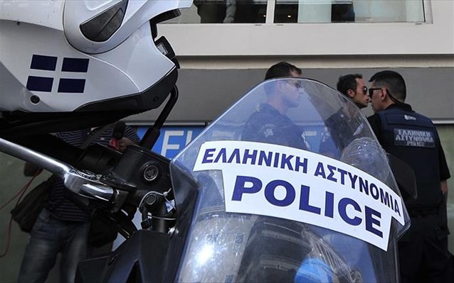 Χίος: Μέσα σε 48 ώρες ένας 22χρόνος «άνοιξε» εννέα μαγαζιά