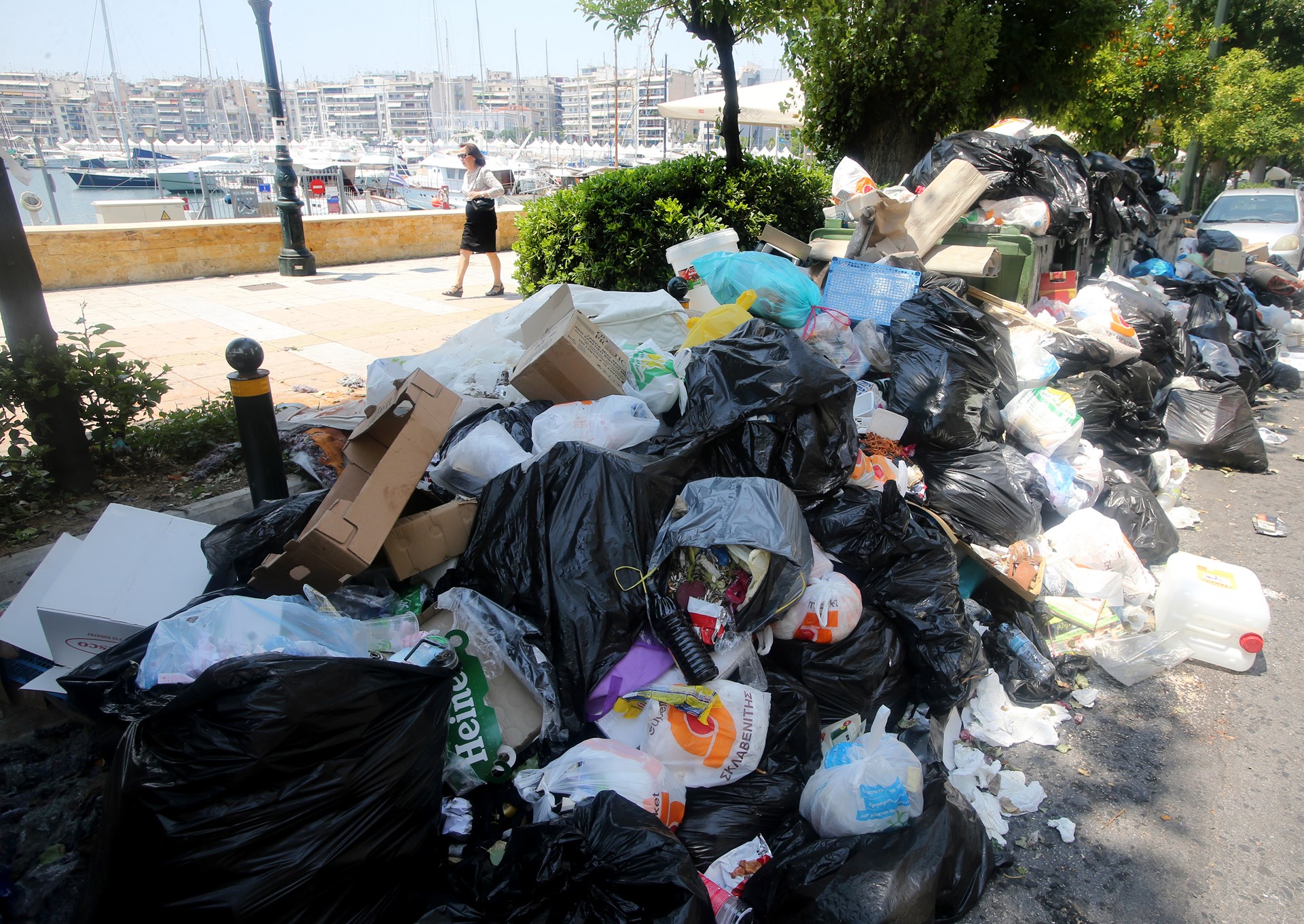 σκουπίδια