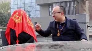 Κινέζος ενώθηκε με τα ιερά δεσμά του γάμου με ένα…. ρομπότ!!