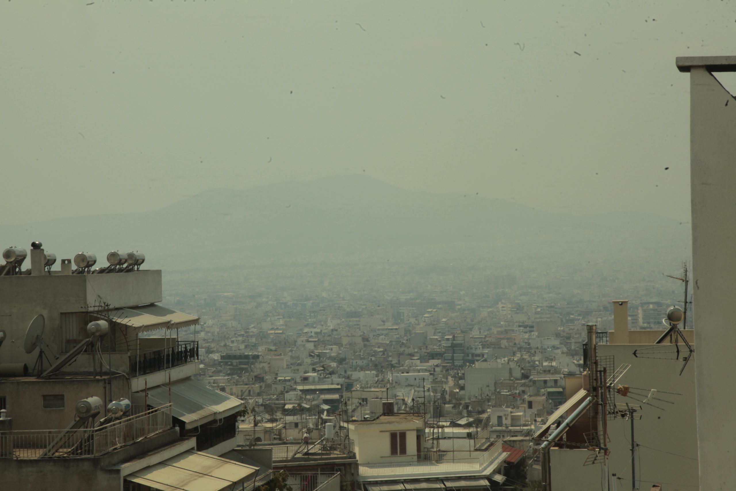Αποπνικτική η ατμόσφαιρα 