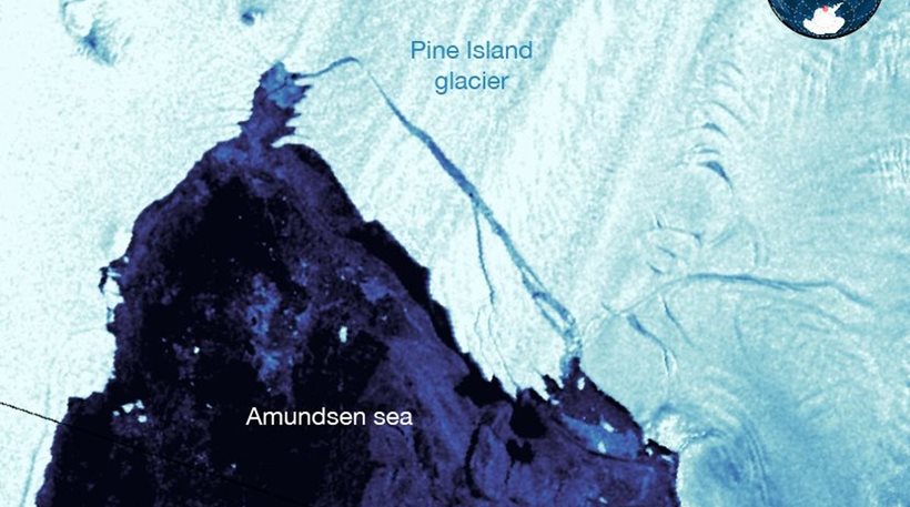 Η στιγμή της αποκόλλησης του μεγάλου παγόβουνου στην Ανταρκτική