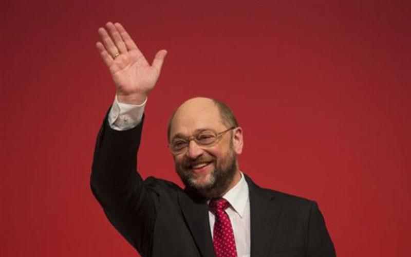 spd-me-soults-kerdizoun-tin-merkel-gia-proti-fora-apo-to-2006 Ραγδαίες εξελίξεις στη Γερμανία: Εκτός ηγεσίας του SPD ο Μάρτιν Σουλτς