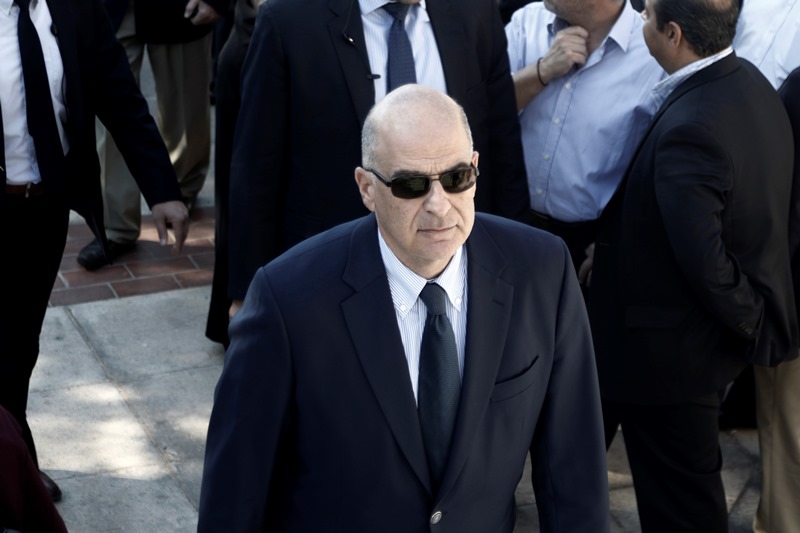 Αυτή την ώρα το «τελευταίο αντίο» στον Μιχάλη Ζαφειρόπουλο