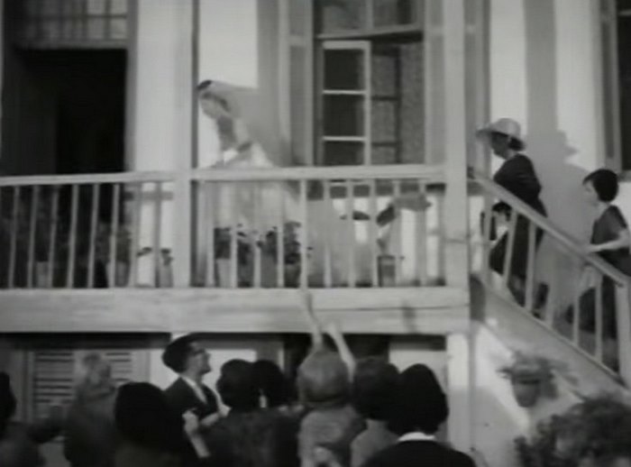 Γιατί το σπίτι του Αντωνάκη και της Ελενίτσας στην Πλάκα δεν πουλήθηκε ποτέ. 