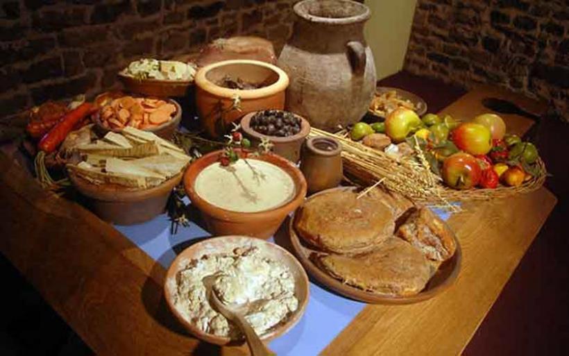 Δείτε τι έτρωγαν καθημερινά οι Αρχαίοι Έλληνες και… γιατί!