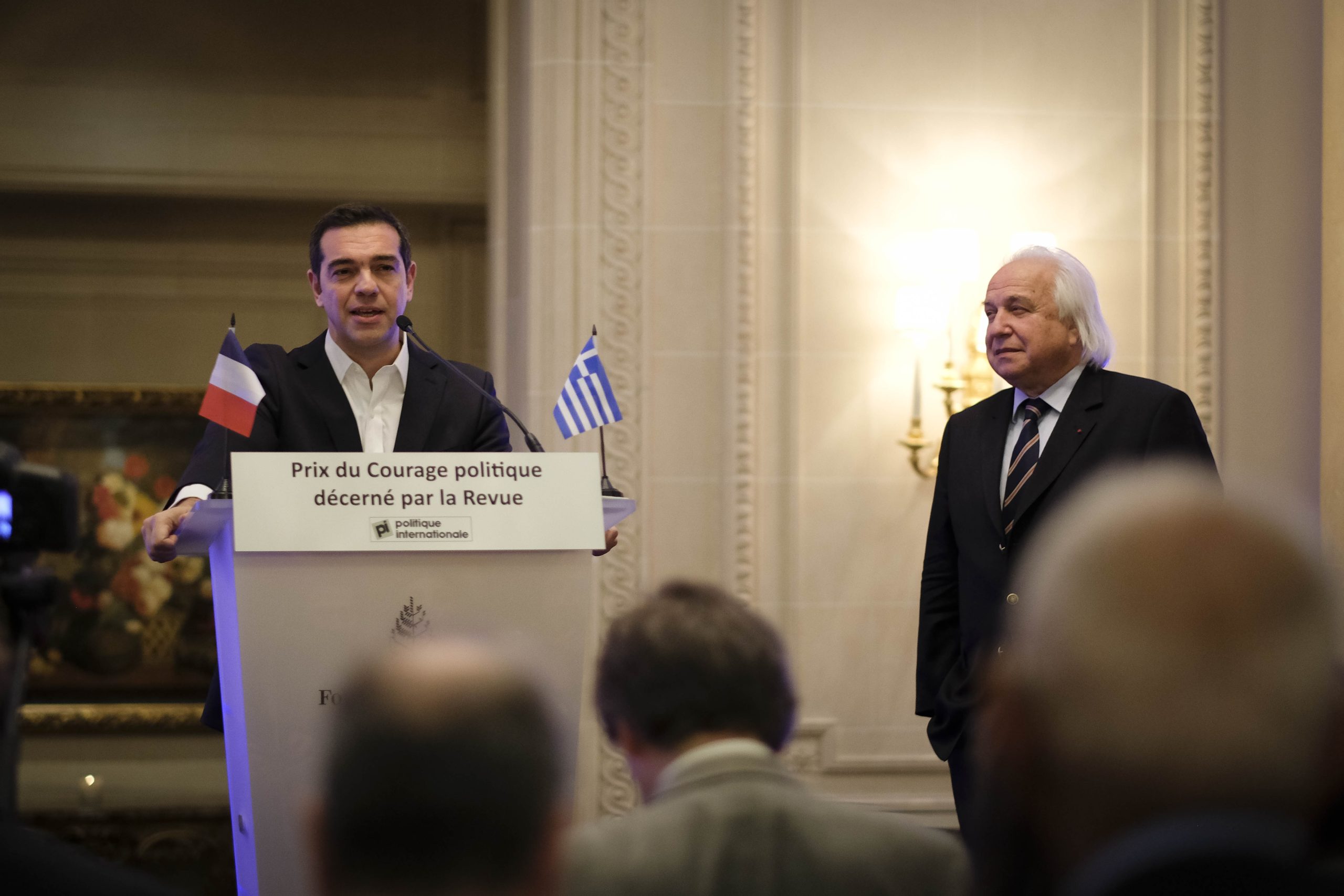 τσ