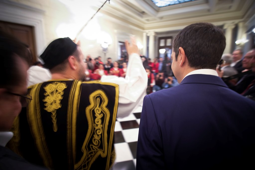 Κάλαντα Τσίπρας