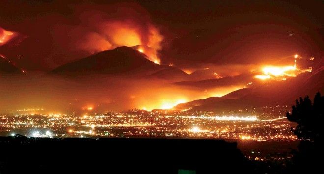kalifornia fotia Καλιφόρνια