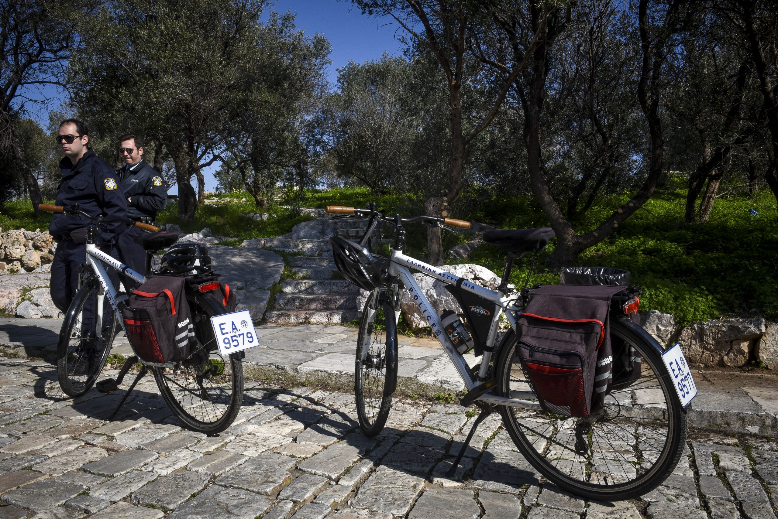 Βρέθηκε βλήμα όλμου στο Λόφο του Φιλοπάππου