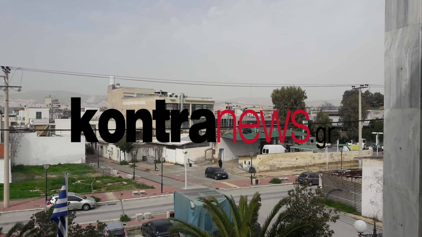 Σύννεφο σκόνης... πνίγει την Αθήνα (Εικόνες)