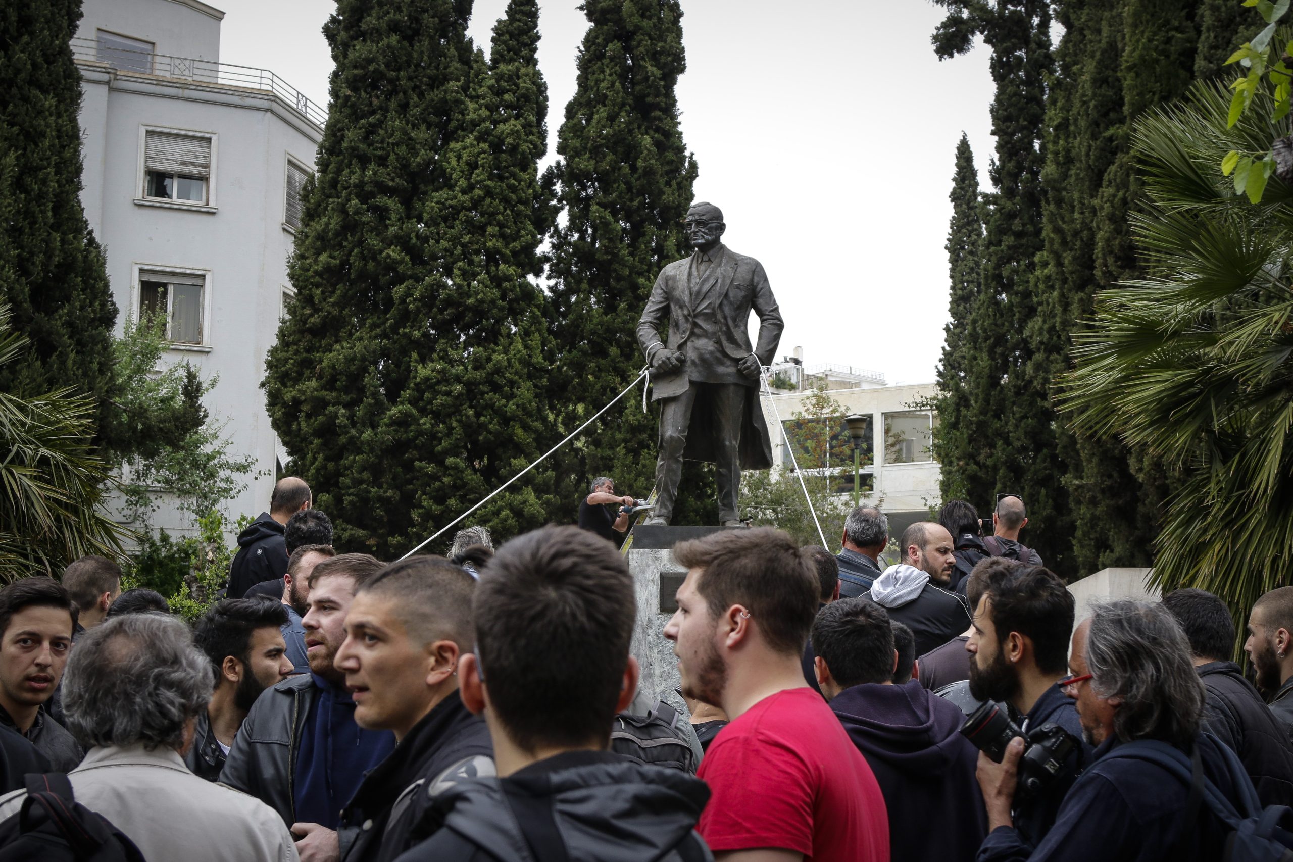 Ξύλο στο άγαλμα του Τρούμαν 