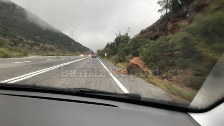 κατ Κατολισθήσεις στην Εθνική Οδό Λαμίας- Καρδίτσας - Σημαντικά προβλήματα στον Μπράλο
