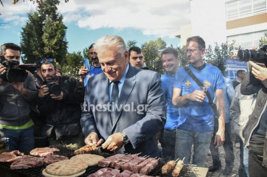 Ο Ψωμιάδης παρών στο μπάρμπεκιου της μισαλλοδοξίας