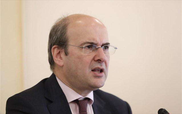 kostis-xatzidakis Κ. Χατζηδάκης: Στόχος να μπει η ΔΕΗ σε μια νέα εποχή, φιλική προς τους καταναλωτές, αλλά και πιο ανταγωνιστική