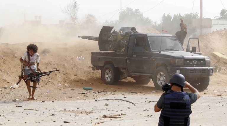 Κενό γράμμα εκεχειρία και εμπάργκο όπλων στη Λιβύη