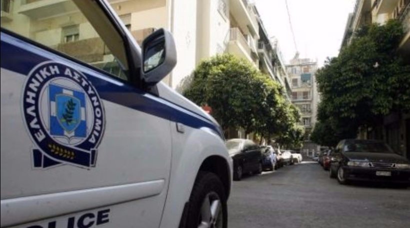 Θεσσαλονίκη: Διάρρηξη σε κοσμηματοπωλείο - Ξήλωσαν τα ρολά με φορτηγάκι