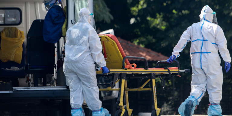 Θεσσαλονίκη: Δεκάδες κρούσματα κορωνοϊού σε οίκο ευγηρίας - Τι είπε ο Τσιόδρας