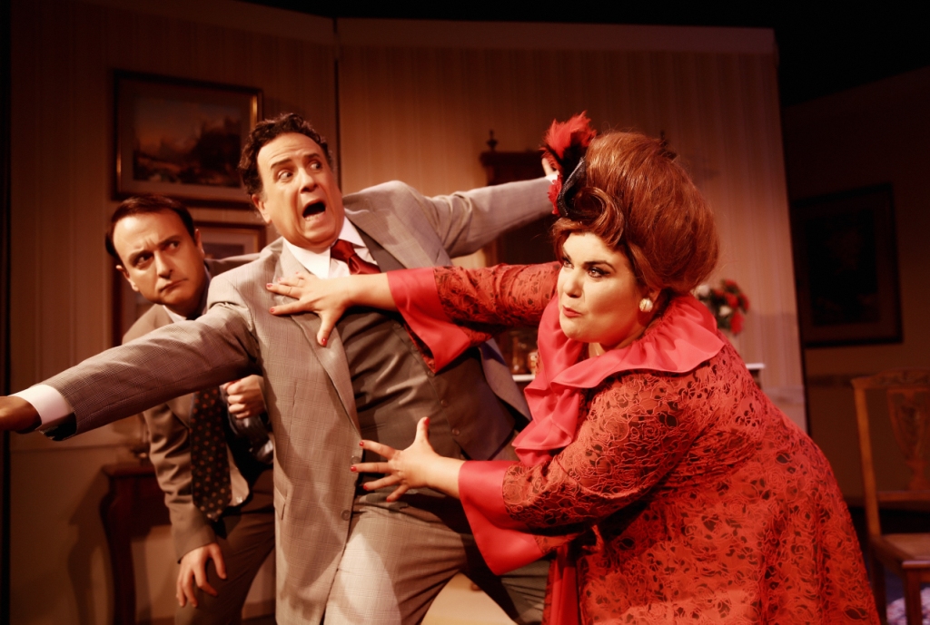 «Ο Κλέαρχος, η Μαρίνα και ο Κοντός» στο Alhambra Art Theatre από Πέμπτη 22 Οκτωβρίου 2020