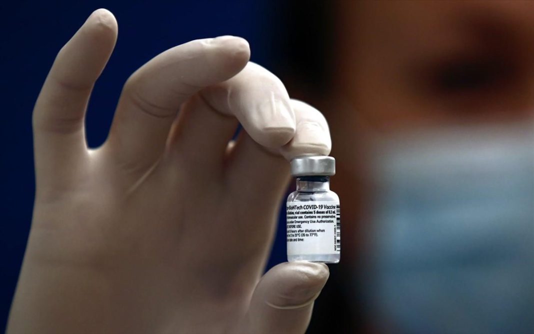 Θεοδωρίδου: Ποιοι θα κάνουν την τρίτη δόση εμβολίου