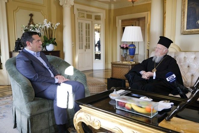 Τσίπρας σε Βαρθολομαίο: Να υπερασπιστούμε την επιστήμη και τη ζωή με μήνυμα για τον εμβολιασμό