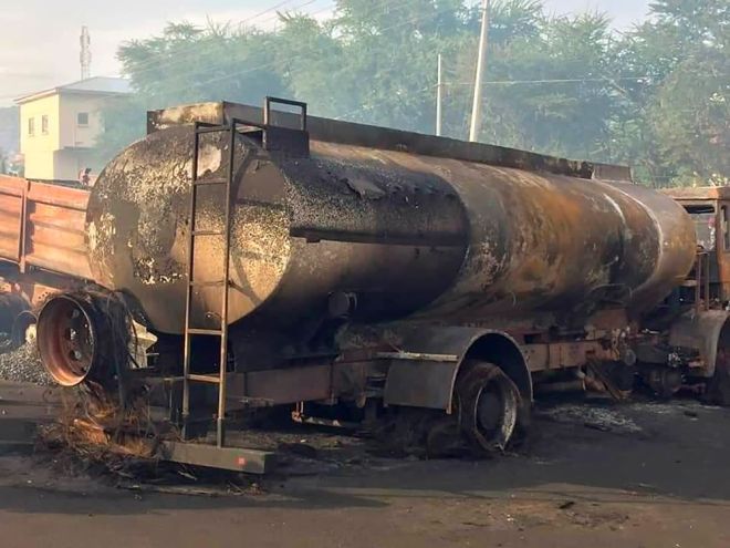 Σιέρα Λεόνε: Στους 108 οι νεκροί από την έκρηξη τάνκερ πετρελαίου (Φωτό)