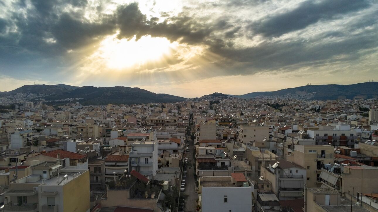Φωτιά σε εστιατόριο στο κέντρο της Αθήνας