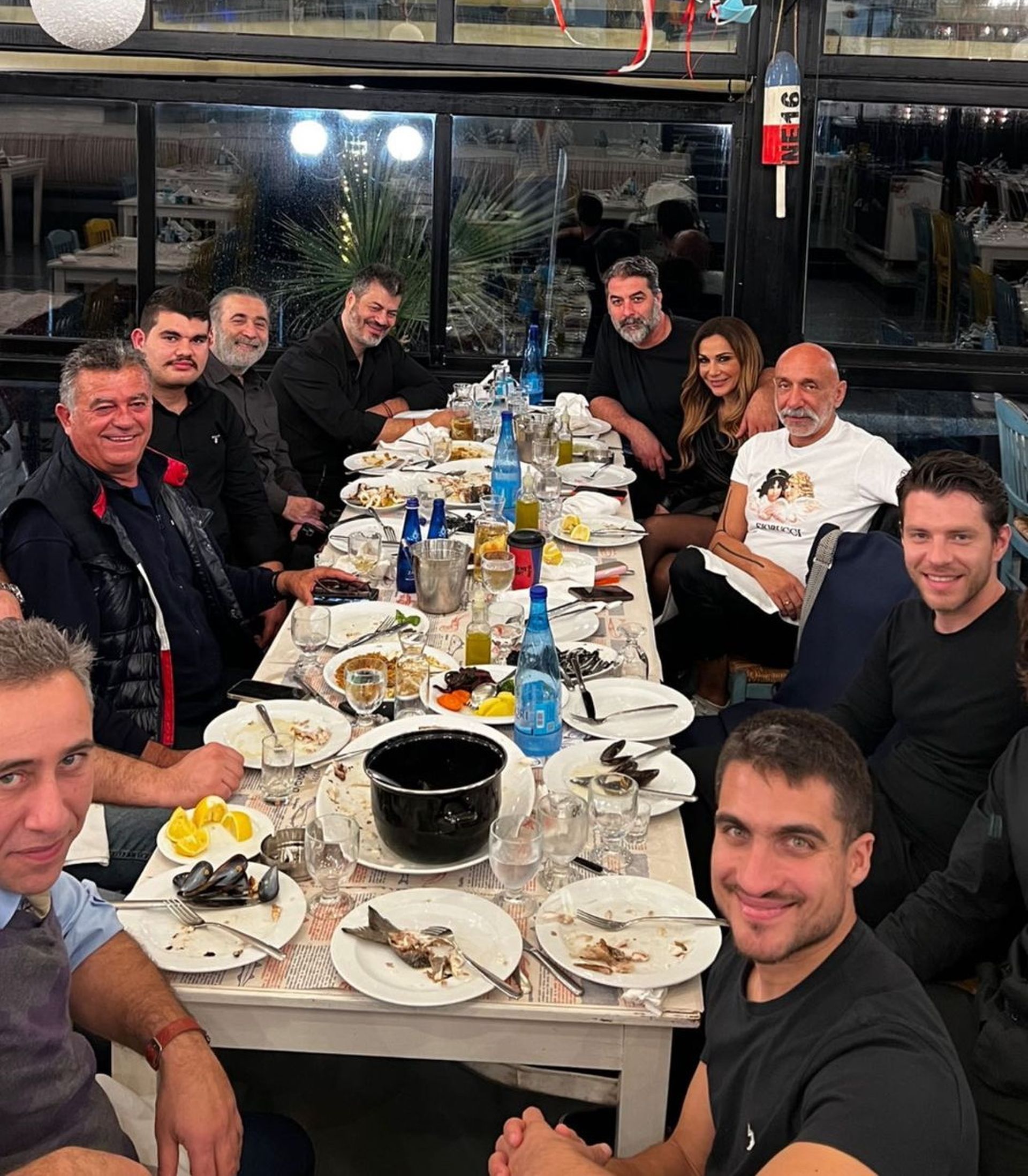 Βασίλης Μπισμπίκης – Δέσποινα Βανδή: Πού πήγαν μετά την πρώτη τους επίσημη κοινή έξοδο