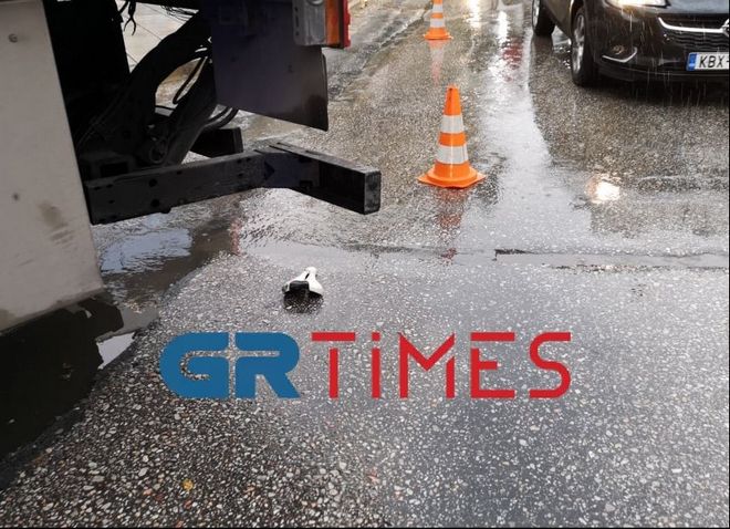 Θεσσαλονίκη: Νεκρή η ποδηλάτισσα που παρασύρθηκε από φορτηγό