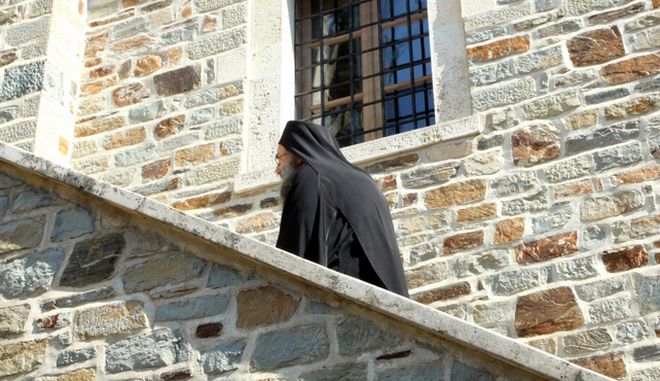 agio Άγιο Όρος: Τρεις θάνατοι από κορονοϊό στη μονή Αγίου Παύλου – Νοσεί ο ηγούμενος