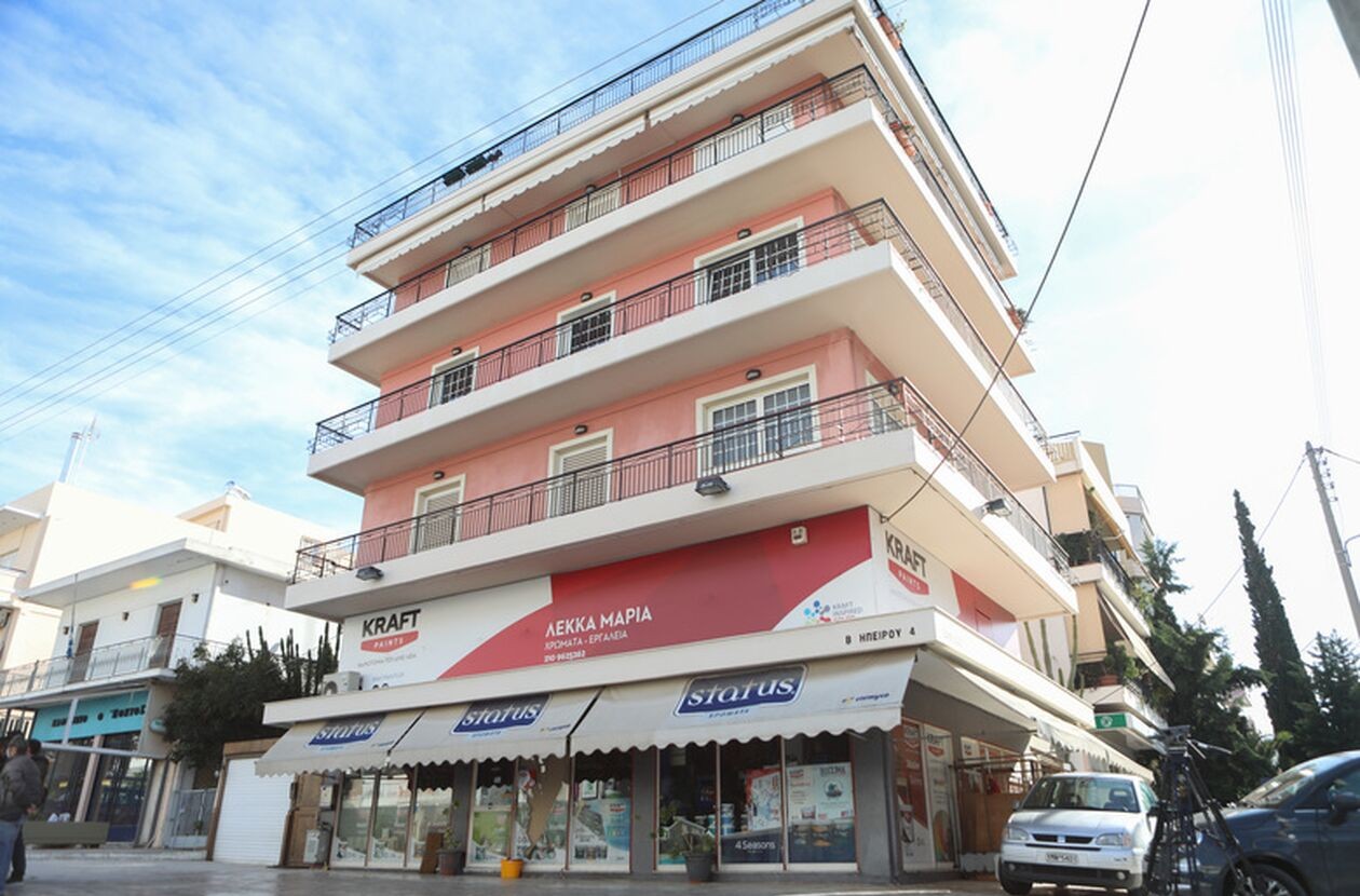 Γλυφάδα: 51χρονος σκότωσε τον σύντροφο της μητέρας του και παραδόθηκε
