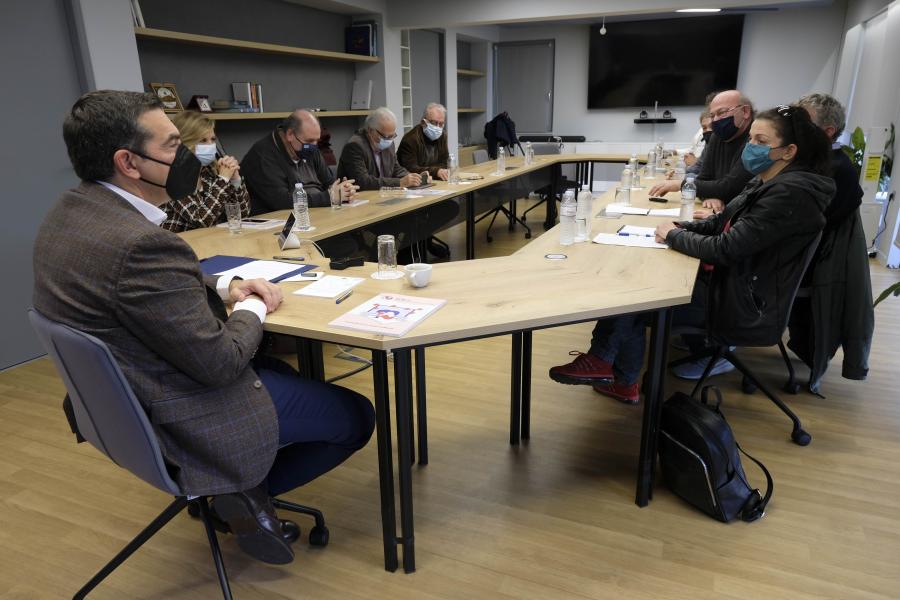 Τσίπρας: Καταθέτουμε πρόταση για να είναι, εκτός από ανοιχτά, και ασφαλή τα σχολεία μας