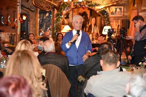 «Ταξίδι συναισθημάτων»: Παρουσίαση της ποιητικής συλλογή της Έφης Χαντζούλη