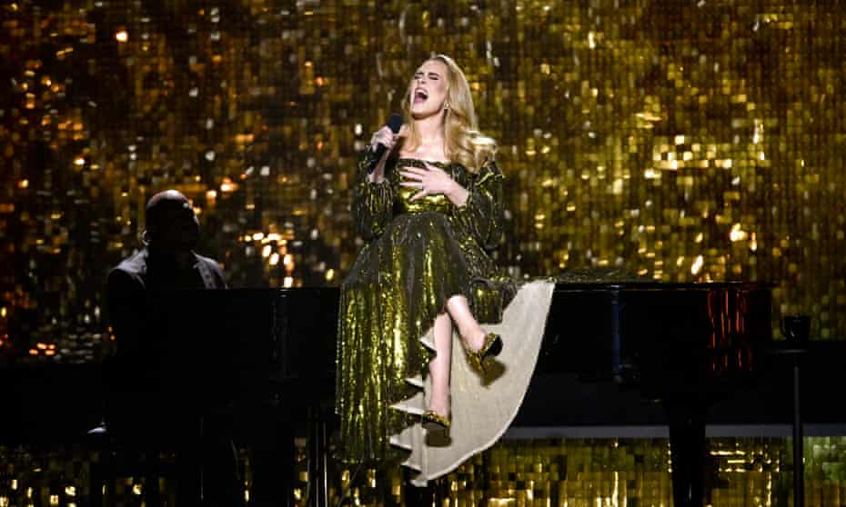 Adele: «Σάρωσε» στα Βρετανικά Μουσικά Βραβεία 2022