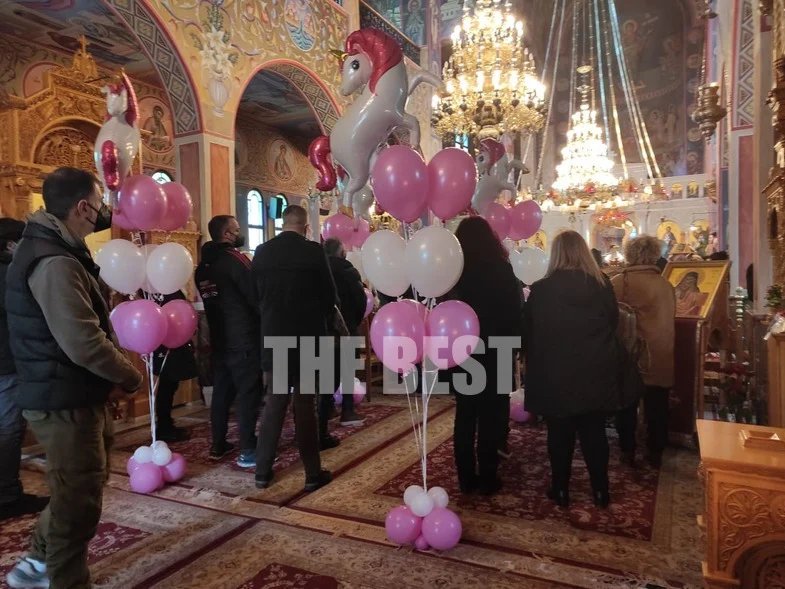Πάτρα: Ραγίζει καρδιές η ανάρτηση της τραγικής μάνας - «Σας έχω θυμώσει γιατί αφήσατε τη αγκαλιά μου άδεια!»